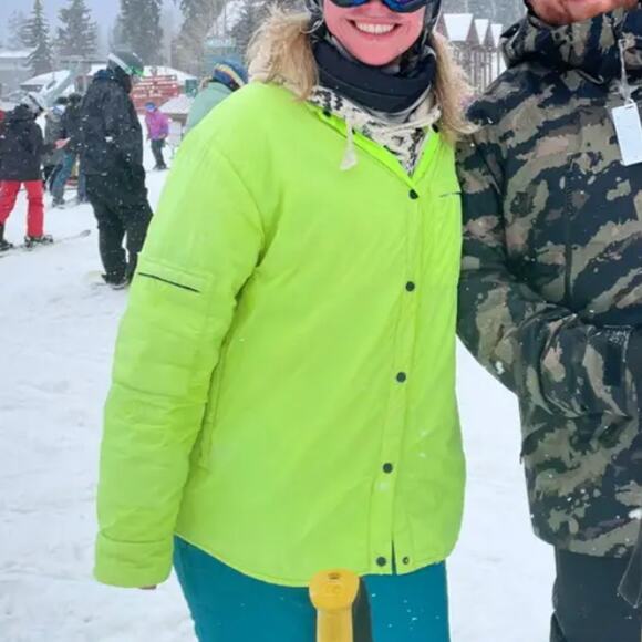 Aztec Mountain Neon Yellow Ski Jacket Size 10 Puffer Shacket Designer $495 - Picture 6 of 11